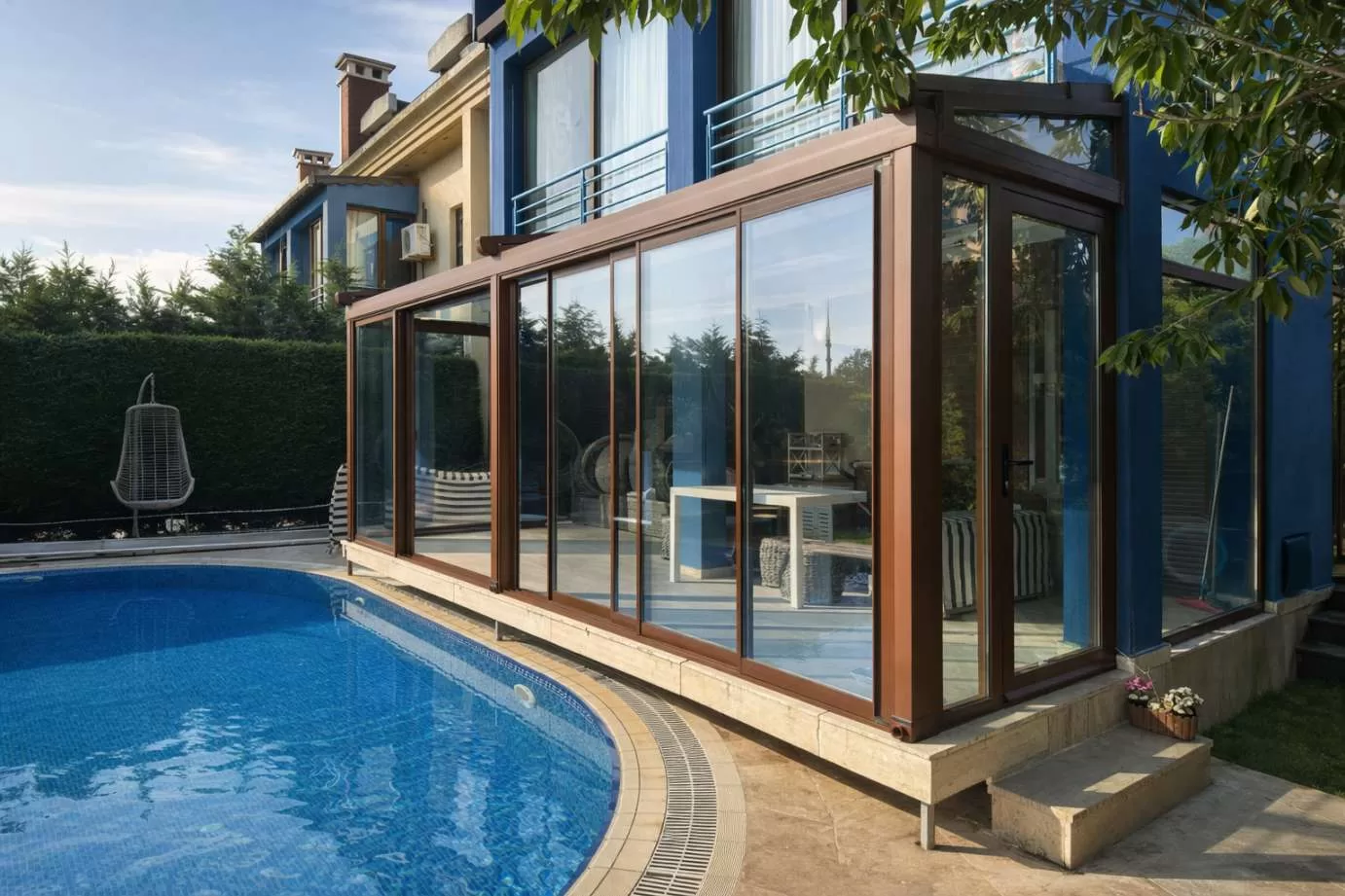 Aqua Manors Kış bahçesi - Pergola sistemi