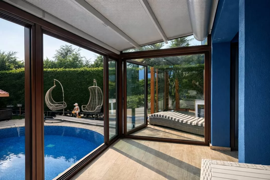 Aqua Manors Kış bahçesi ve Pergola sistemi